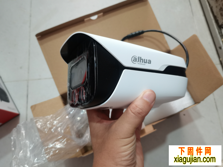 [视频]高清摄像头同标清摄像头的区别，现在我们用一款大华800万像素的摄像头做一个测试