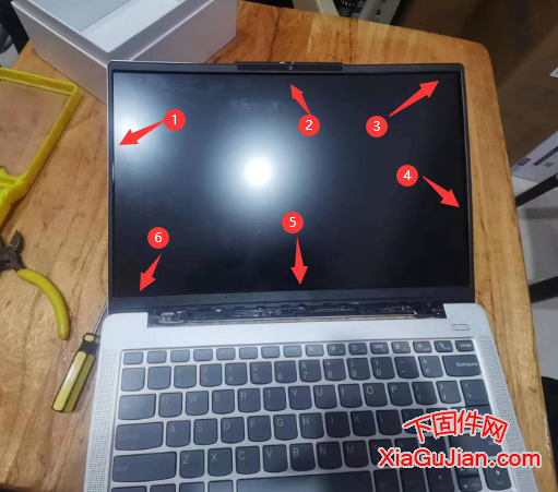 联想小新 14 IRL8 换液晶屏,小新 14 IRL8换屏拆机方法,拆下上面的螺丝按照箭头的顺序拆下